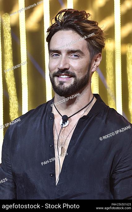 The competitorAlex Belli during of the show Big Brother Vip 6 in the cinecittà studios Rome (Italy), September 13th, 2021. - Venezia/Italien