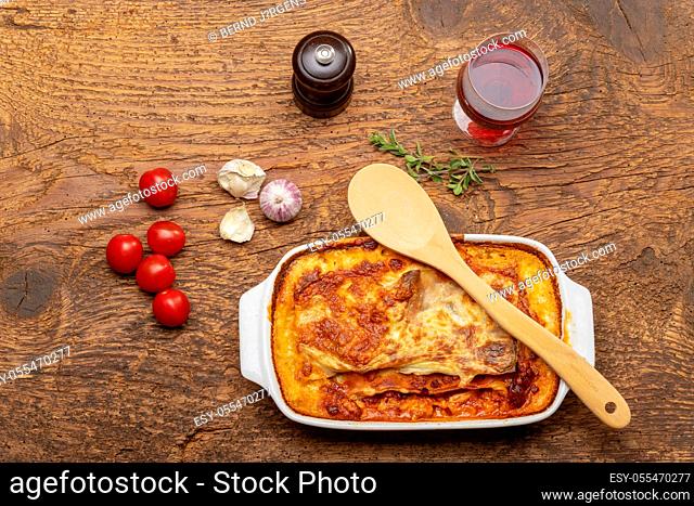dinner, baked meal, lasagna