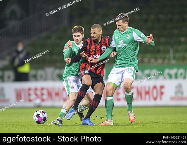 left to right Romano SCHMID (HB), Djibril SOW (F), Maximilian EGGESTEIN (HB) action, duels, football 1st Bundesliga, 23rd matchday