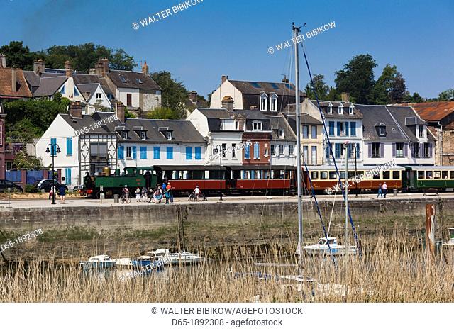 France, Picardy Region, Somme Department, St-Valery sur Somme, Somme Bay Resort town, town view with tourist train