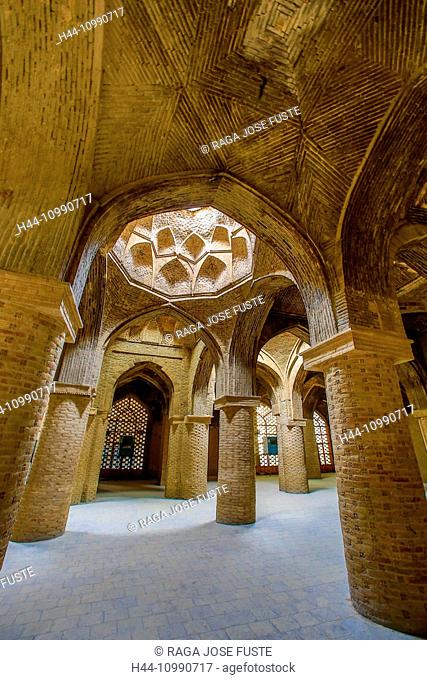 Iran, Esfahan City, Masjed-e Jame (Friday Mosque) UNESCO, world heritage, Prayer Hall