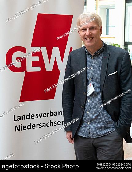 09 May 2022, Lower Saxony, Langenhagen: Stefan Störmer, the new state chairman of the GEW education union in Lower Saxony