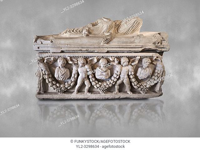 Roman relief garland sculpted sarcophagus, style typical of Pamphylia, 3rd Century AD, Konya Archaeological Museum, Turkey
