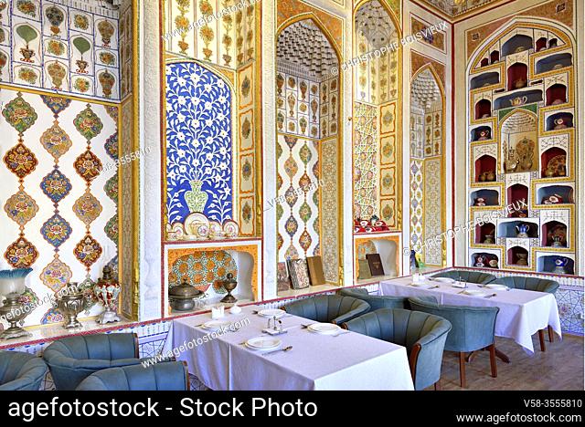 Uzbekistan, Unesco World Heritage Site, Bukhara, Lyabi House hotel, The dining room