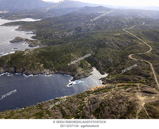 Norfeus cap, Creus Cap Natural Park, Costa Brava, Girona, Spain / Cabo Norfeus, P. Natural Cabo de Creus, Costa Brava, Girona