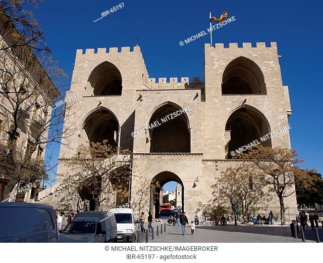 Torres de Serranos, Town gate in Valencia, Spain