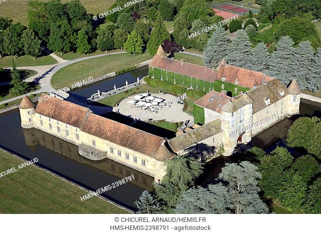 France, Yvelines, the castle of Villiers le Mahieu, luxury hotel (aerial view)