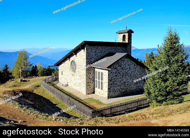 the chapel on the plose in suedtirol / alto adige, brixen, south tyrol, italy