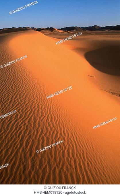 Niger, Sahara, the approach of the first sand dunes of Tenere