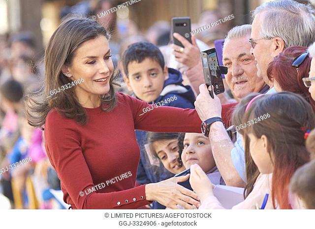 Queen Letizia of Spain attends the closure Of Journalist's Seminar 'Como Los Medios De Comunicacion Pueden Ayudar A Repoblar La España Rural' on June 12