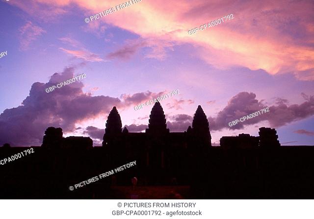 Cambodia: Sunset over Angkor Wat