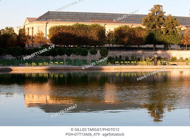 France, Region Ile de France, Paris 1er arrondissement, jardin des Tuileries, bassin, place de la Concorde, Photo Gilles Targat