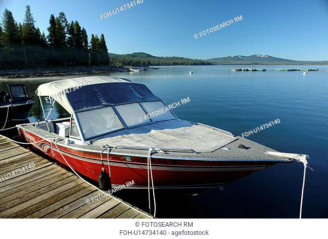 Diamond Lake, OR, Oregon, Umpqua National Forest, Cascade Range, Mt. Bailey, marina