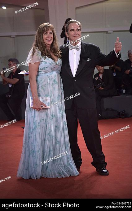 VENICE, ITALY - SEPTEMBER 07: Beau Bridges, Wendy Treece Bridges attends the ""Dreamin' Wild"" red carpet at the 79th Venice International Film Festival on...