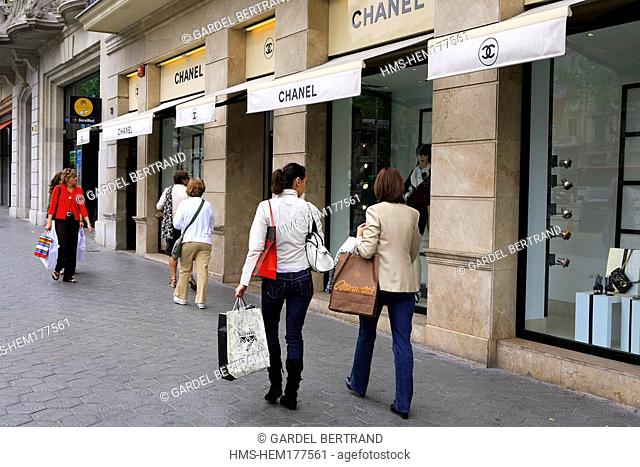 Spain, Catalonia, Barcelona, Passeig de Gracia, Chanel boutique