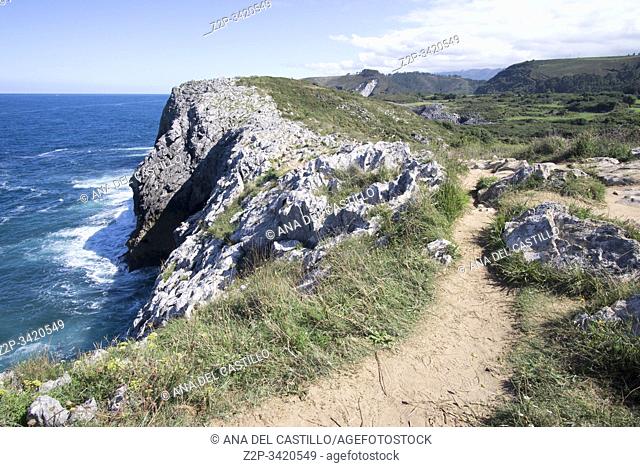 Scenic coastline above of Gulpiyuri beach, between Llanes and Ribadesella, Asturias, northern Spain