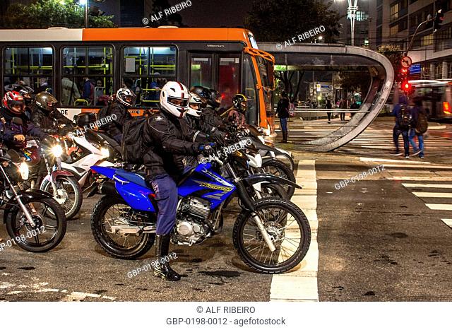 Motorcyclists, Bus Stop Paulista, Rua da Consolação, 2016 Avenida Paulista, São Paulo, Brazil