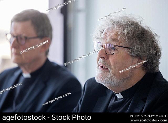 02 May 2022, North Rhine-Westphalia, Cologne: Cardinal Rainer Maria Woelki (l), Archbishop of Cologne, and Rolf Steinhäuser