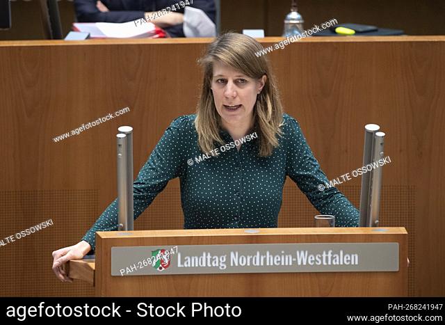 Verena SCHAEFFER, Schaffer, chairwoman of the parliamentary group of Buendnis 90 / Die Gruenen, parliamentary group chairwoman