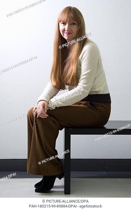 15 February 2018, Germany, Dresden: British artist Susan Philipsz smiles as she attends her exhibition 'Susan Philipsz. Separated Strings' at the 'Kunsthalle im...