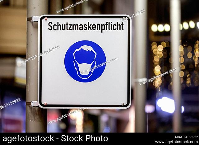 Oberhausen, Ruhr area, North Rhine-Westphalia, Germany - protective masks are required in downtown Oberhausen during the corona pandemic during the second...