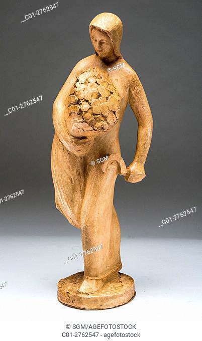 Female harvester, patinated plaster sculpture by French sculptor Jean Henninger