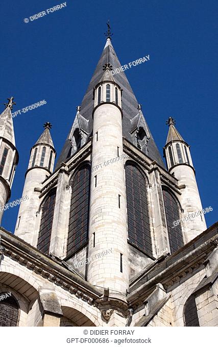THE LANTERN TOWER OF THE NOTRE-DAME CHURCH, MASTERPIECE OF GOTHIC ARCHITECTURE, DIJON, BURGUNDY, FRANCE