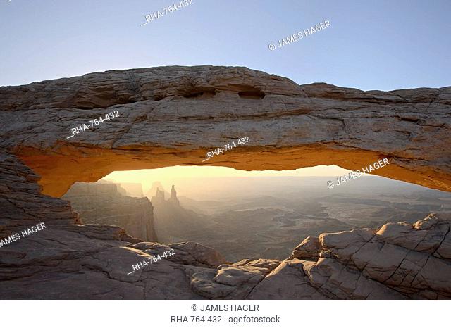Mesa Arch at dawn, Canyonlands National Park, Island in the Sky District, Utah, United States of America, North America