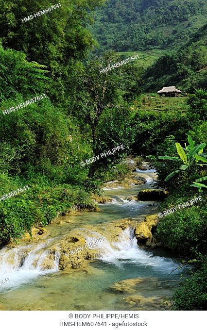 Vietnam, Ninh Binh Province, Cuc Phuong National Park, Ban Hieu, waterfalls in the valley