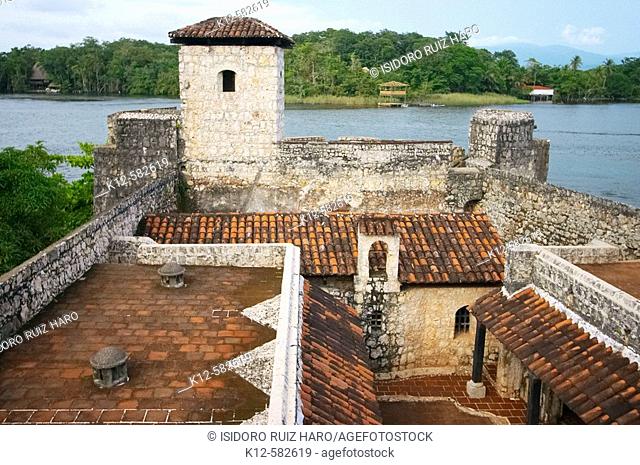 Castillo de San Felipe de Lara (1652, rebuilt in 1956) by Lake Izabal. Guatemala