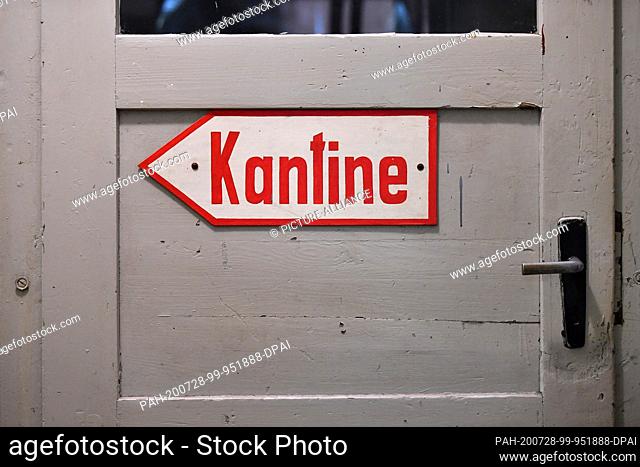 23 July 2020, Thuringia, Oldisleben: ""Kantine"" is written on a signpost in the Oldisleben sugar factory. The beet sugar factory, built in 1872