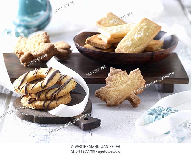 Various biscuits made with oranges, nougat and coconut