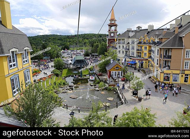 Cable car in the Village of Mont Tremblant, Laurentian Region, Province of Quebec, Canada, North America