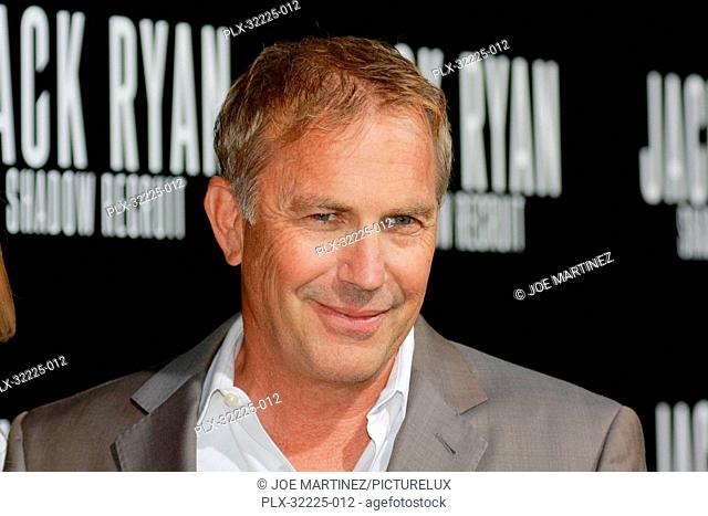 Kevin Costner at the Paramount Pictures premiere of Jack Ryan: Shadow Recruit. Arrivals held at TCL Chinese Theatre in Hollywood, CA, January 15, 2014