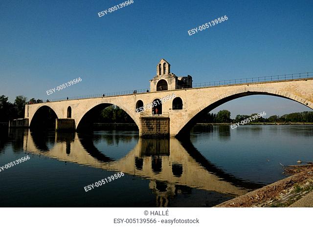 France, Le Pont d Avignon in Provence