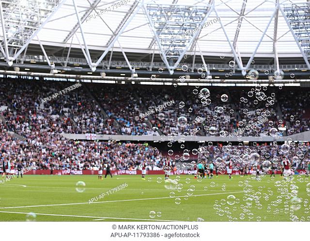 2016 Premier League Football West Ham v Southampton Sep 25th. 25.09.2016. The London Stadium, London, England. Premier League Football
