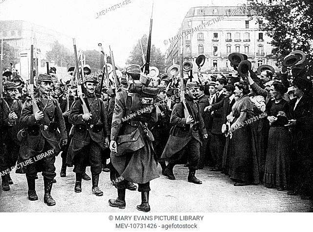 Crowds line the streets to wave goodbye to their countrymen as they set off to war. General mobilisation in France began once Germany had declared war on Russia