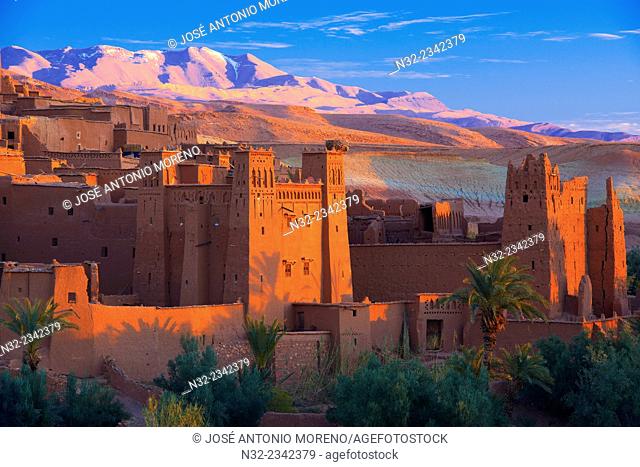 Ait Benhaddou Kasbah, UNESCO World Heritage Site, at dawn, High Atlas Mountains, ksar Ait Benhaddou, Ouarzazate Province, Souss Massa Draâ region, Morocco