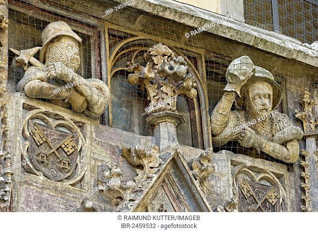 Figures of knights above the portal of the Imperial Hall, Reichssaal, Old Town Hall, old town of Regensburg, Upper Palatinate, Bavaria, Germany, Europe