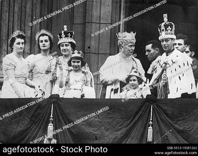 The coronation of King George VI. And Queen Elizabeth. Scenes After The Ceremony .A happy picture on the balcony of balcony of Buckingham Palace, showing H