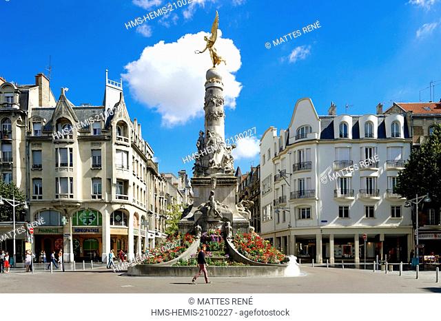 France, Marne, Reims, Place Drouet d'Erlon, the column of the winged gilded bronze victory