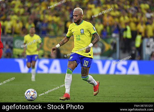 NEYMAR (BRA), action, single action, single image, cut out, full body shot, full figure round of sixteen, round of sixteen, game 54