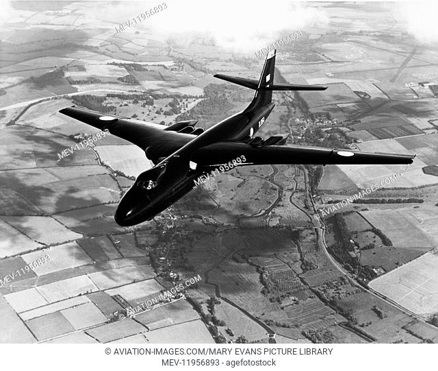 RAF Vickers Valiant B-2 Pathfinder V-Bomber Flying