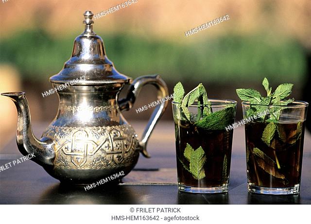 Morocco, Tamdaght, Kasbah Ellouze Hotel, a few miles away from the fortified village of Ait Benhadou, traditional mint tea