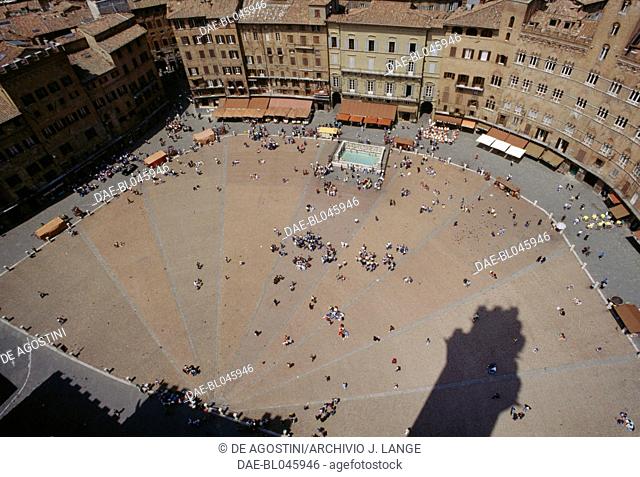 Piazza del Campo seen from Mangia Tower, Siena (UNESCO World Heritage List, 1995), Tuscany, Italy