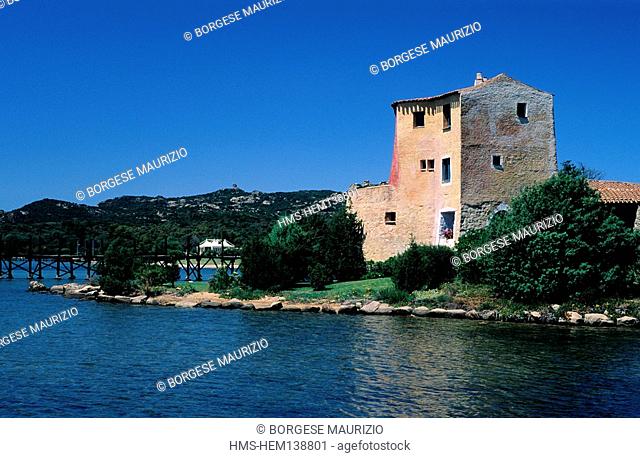 Italy, Sardinia, Olbia Tempio Province, Costa Smeralda Emerald Coast, the beach in front of the hotel Cala di Volpe
