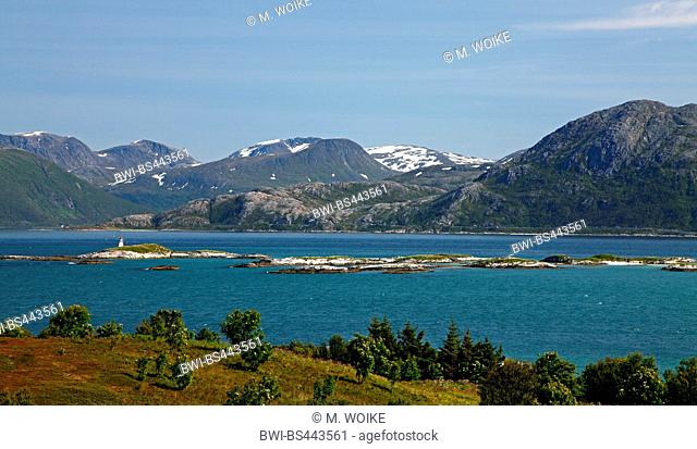 skerries between the island of Sommaroya and the mainland, Norway, Tromsoe