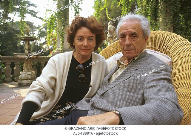Italian director Michelangelo Antonioni and his wife Enrica Fico