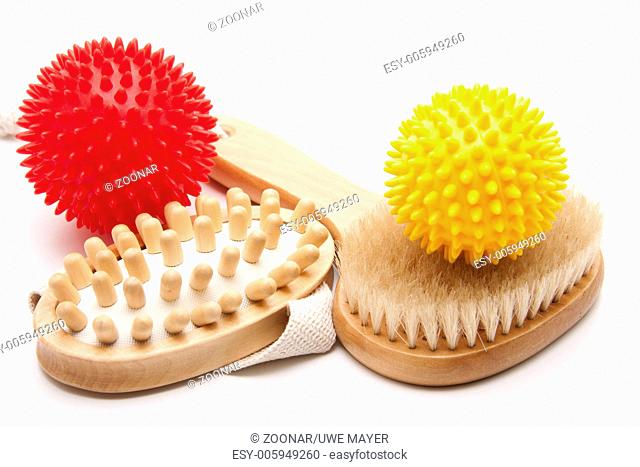 Massage brush and massage ball