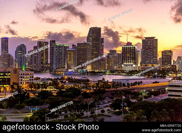 Sunset Skyline, Downtown, Miami, Miami Dade County, Florida, USA, North America